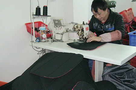 金帝禮品背包生產線