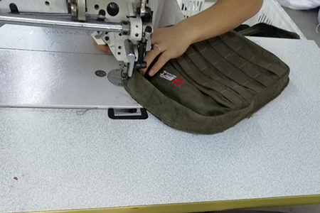 影馳科技定制員工福利雙肩電腦背包